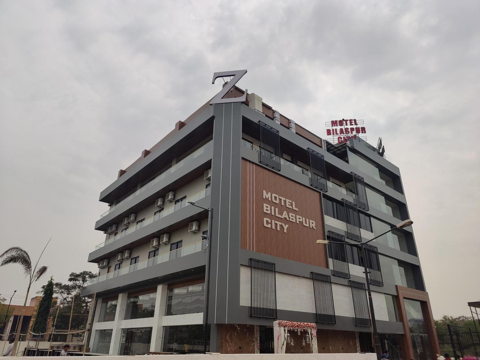 Motel Bilaspur City エクステリア 写真