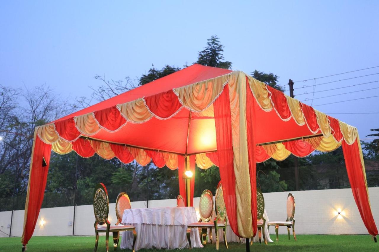 Motel Bilaspur City エクステリア 写真
