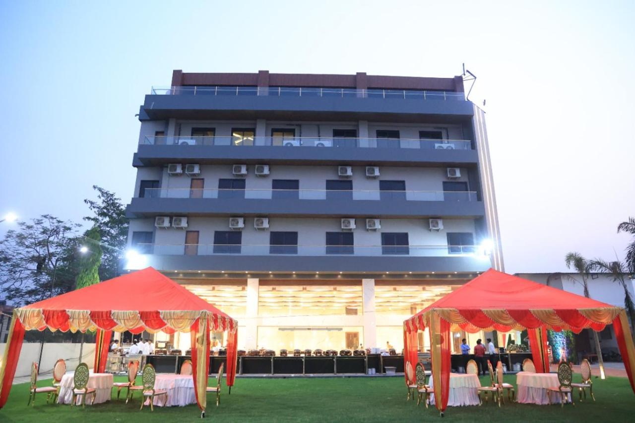Motel Bilaspur City エクステリア 写真
