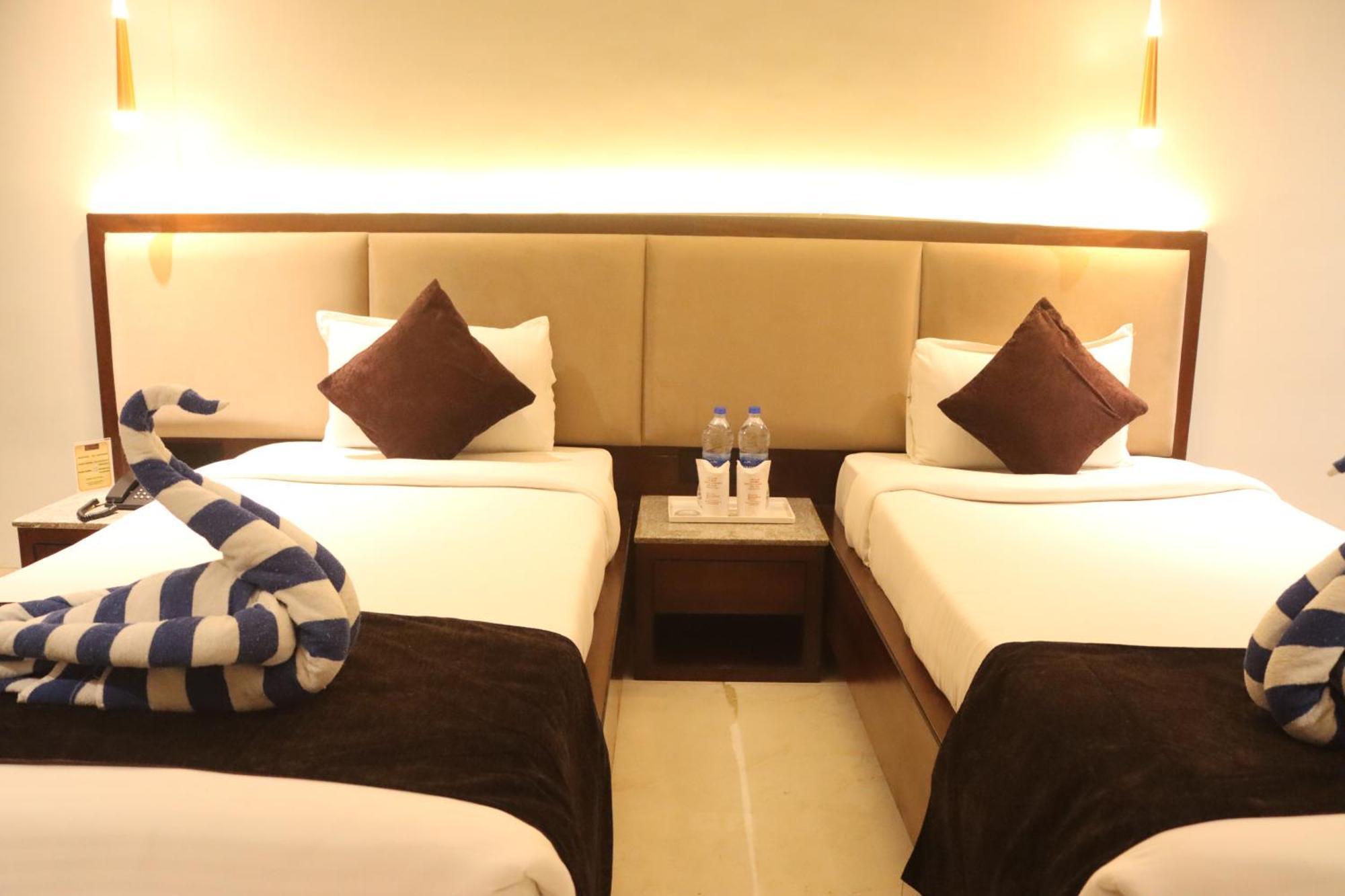 Motel Bilaspur City エクステリア 写真